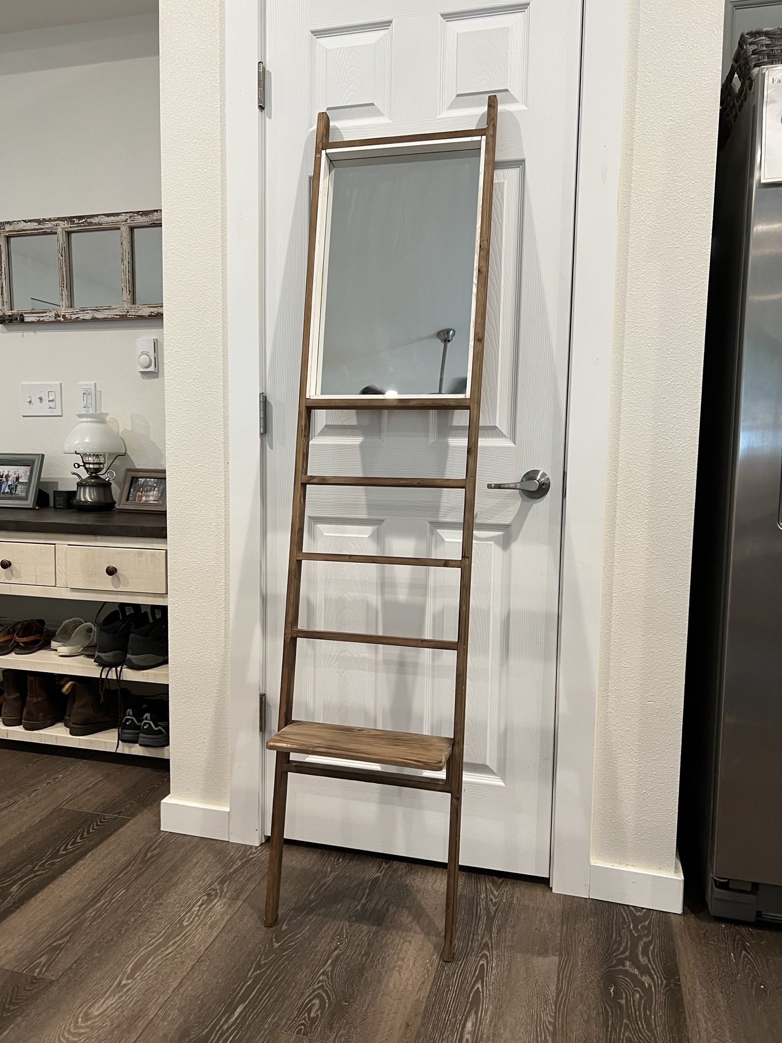 Mirror Blanket Rack