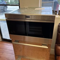 WOLF MICROWAVE DRAWER 24” 
