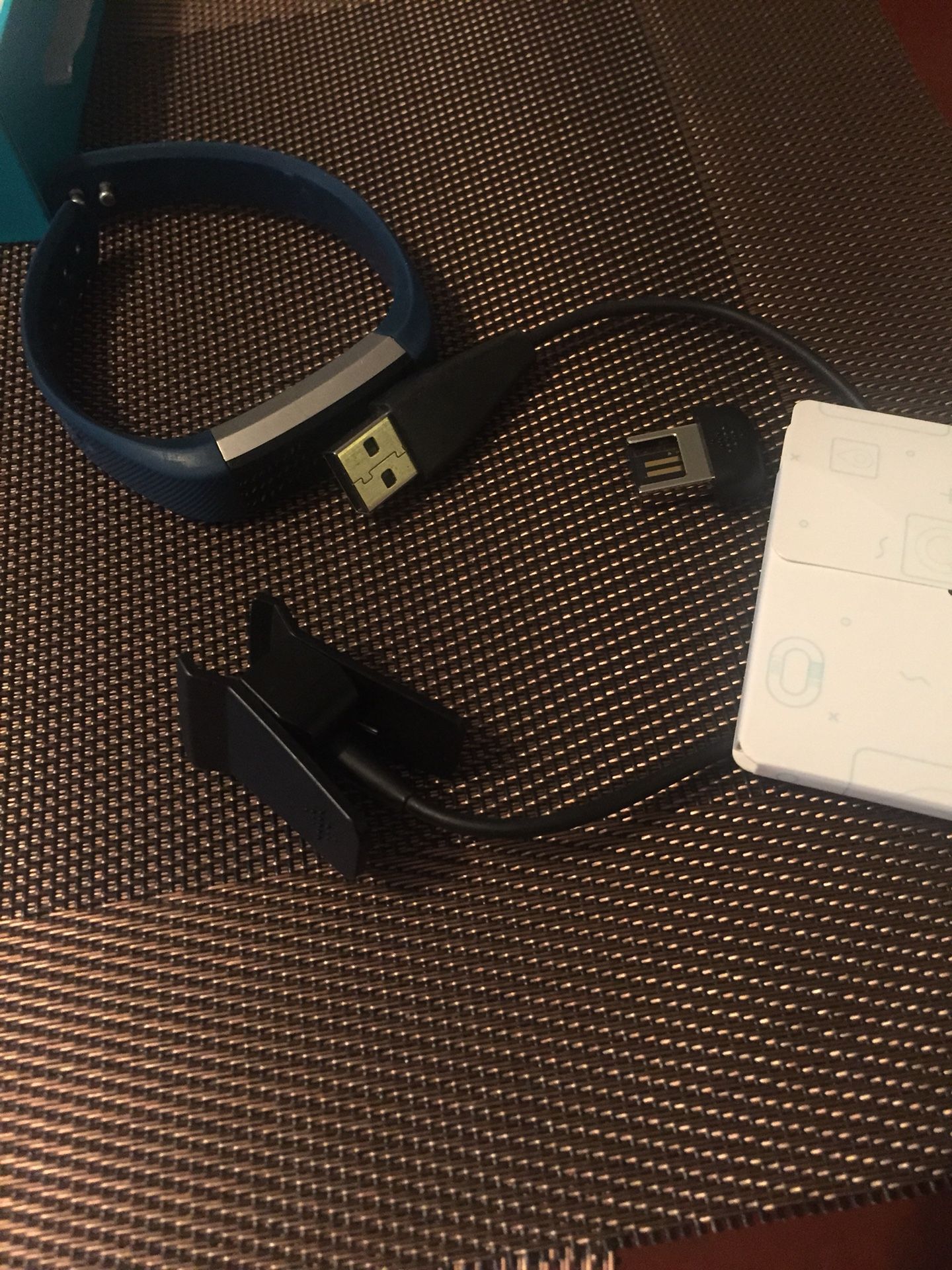 Fitbit alta with box, band, charger, chip