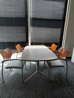 Modern Conference Table with 6 Matching Guest Chairs