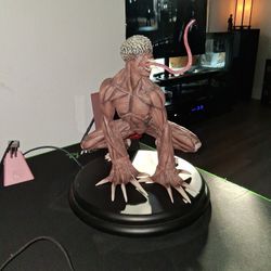 Resident Evil Licker 1:4 Scale Figure 