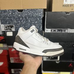 Jordan Mocha 3s size 8.5 Close To VNDS