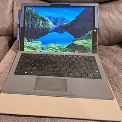 Microsoft Surface Pro 3 Laptop with Accessories