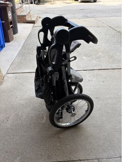 Baby stroller good condition