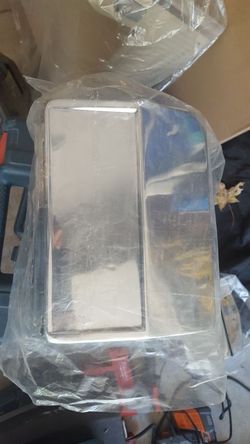 Paper towel dispenser