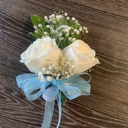 Prom Corsages And Boutonniere