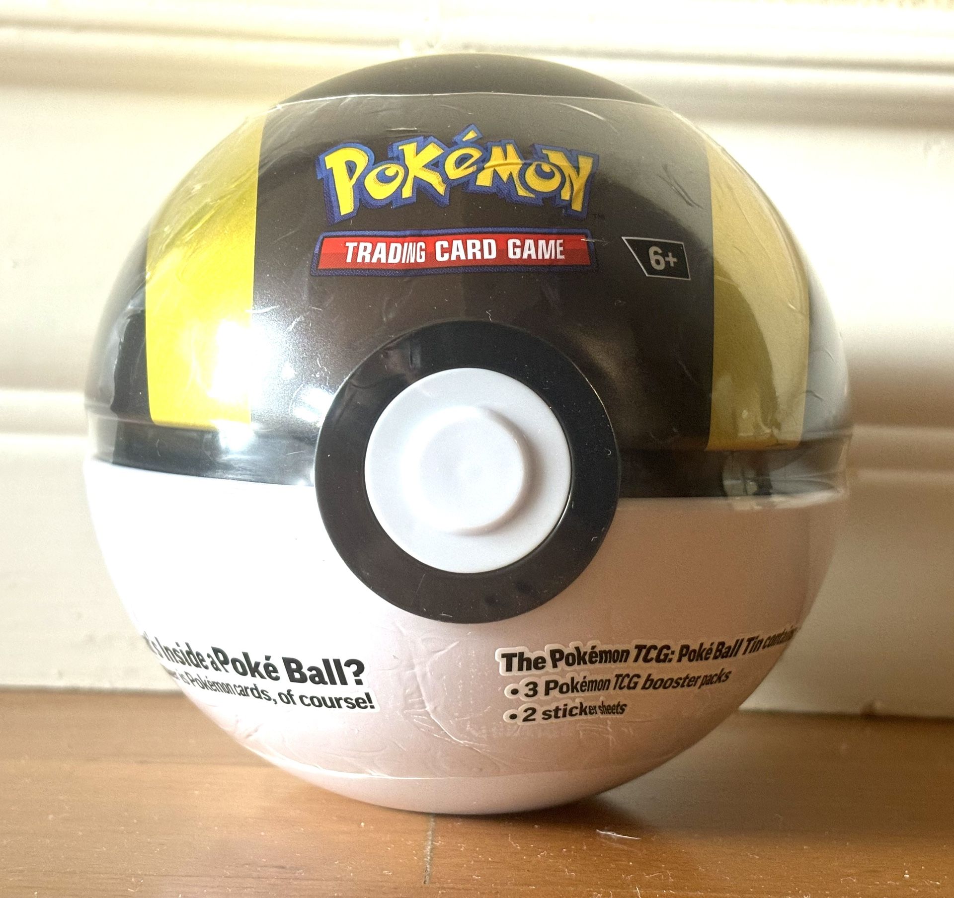 Pokémon Cards: Poke Ball Tin - Black Ultra Ball E25