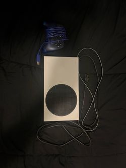 Xbox Series S 512GB (Runs Like New) + GameSir Customizable Controller