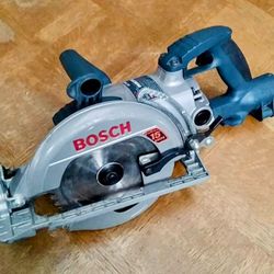 BOSCH 1677md Worm Drive 15Amp Circular