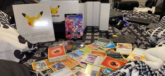 Pokemon Celebration Box - Empty With Regular Pokemon Cards 