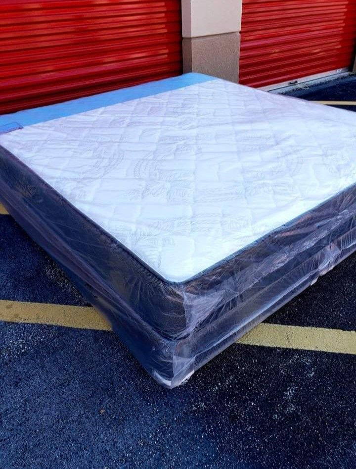 NEW KING PILLOW TOP MATTRESS AND BOX SPRING