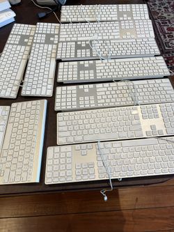 Apple Wired Keyboard With Numeric Keypad