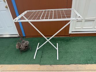 Foldable dryer