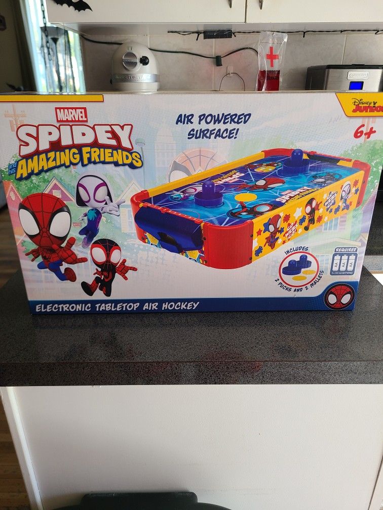 Spidey & Amazing Friends Table Top Air Hockey Table