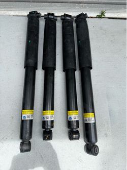 Jeep Wrangler JL Mopar Shocks