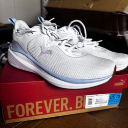 Puma Ladies Size 10