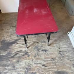 4 Foot Table