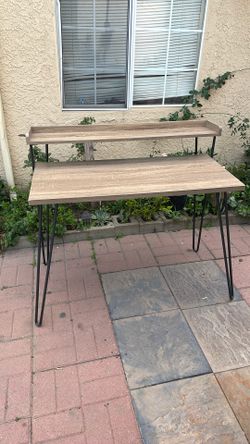 Desk/escritorio De Madera Y Metal 