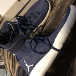 Jordan Reveals Size 9.5