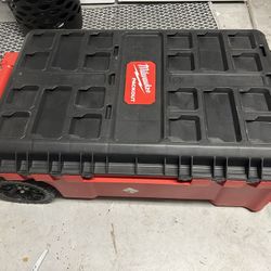 Milwaukee Pack out Tool Box 38’ 