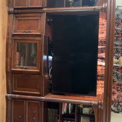 Big Hard Wood Tv Stand, CAN DELIVER!