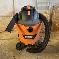 Ridgid shop vacuum 