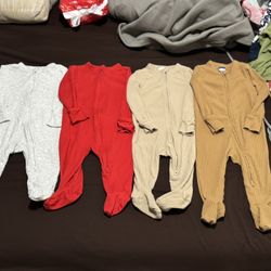 Old Navy/Nike Baby 6-9