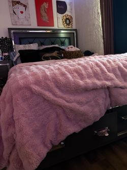 LED light bed queen size