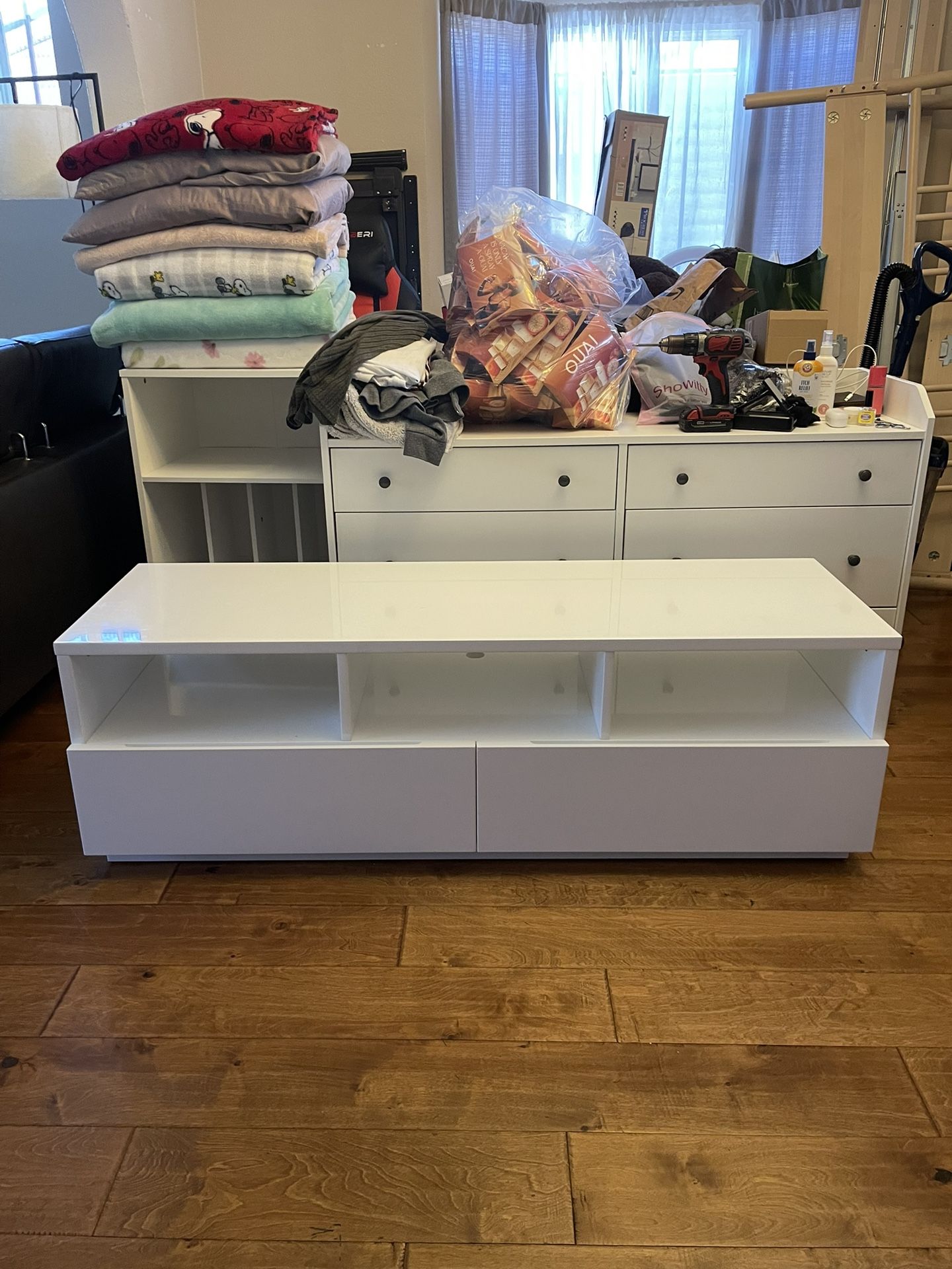 Tv Stand