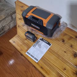 Ridgid 18V Bluetooth Radio/Speaker, Battery