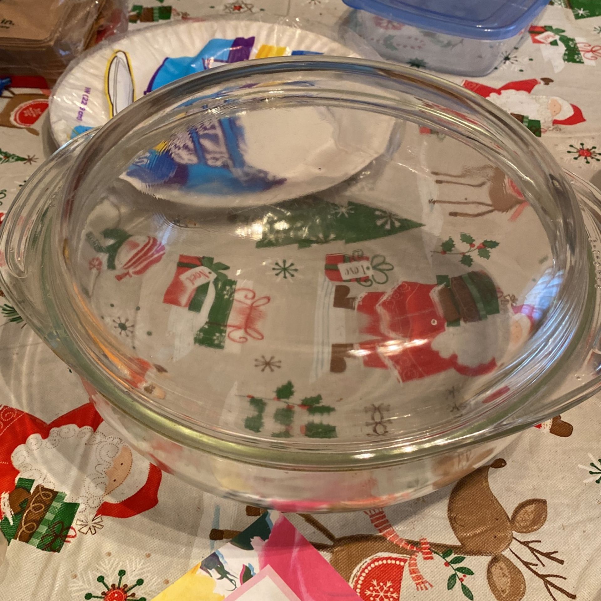 Vintage Pyrex With Lid