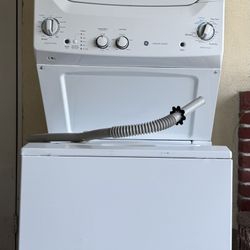 GE Unitized Electric Washer/Dryer (stackable)