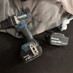 Mikita power drill  W Battery 