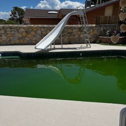 Pool Cleanings * THE POOLMAN*