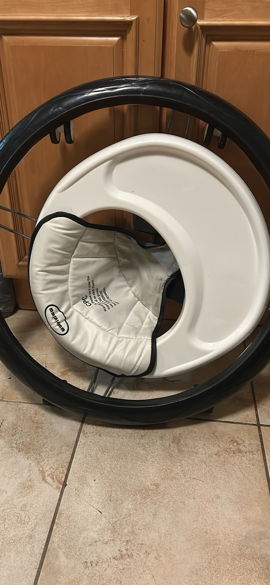 free - round walker