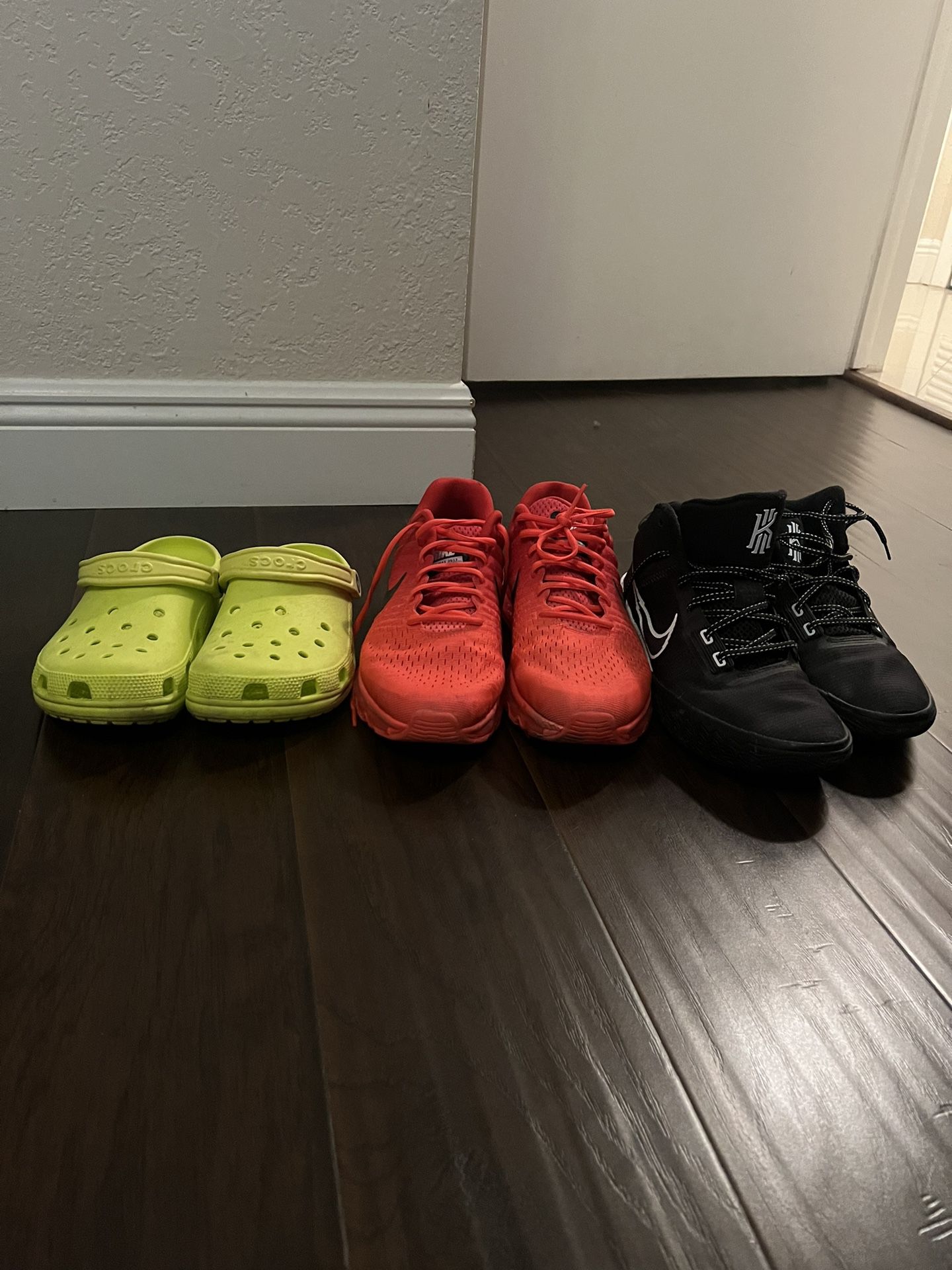 shoes need Gone (SEND OFFERS)