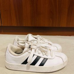 Kids Adidas Sneaker Shoes Size 12