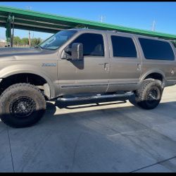 2003 Ford Excursion