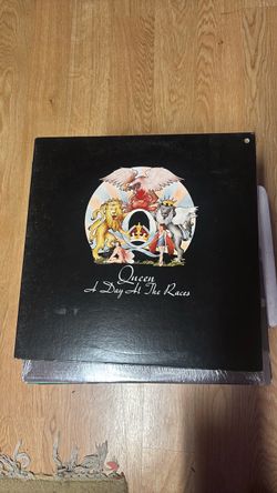 Queen – A Day At The Races Vinyl LP