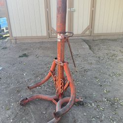  Milwaukee 2 Ton Air/Hydraulic Post Jacks w/ Arms   