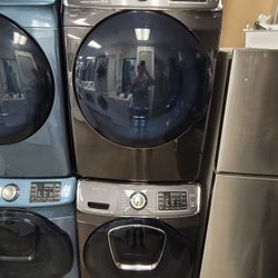 Samsung Front Loading Washer And Stackable Gas Dryer Set 