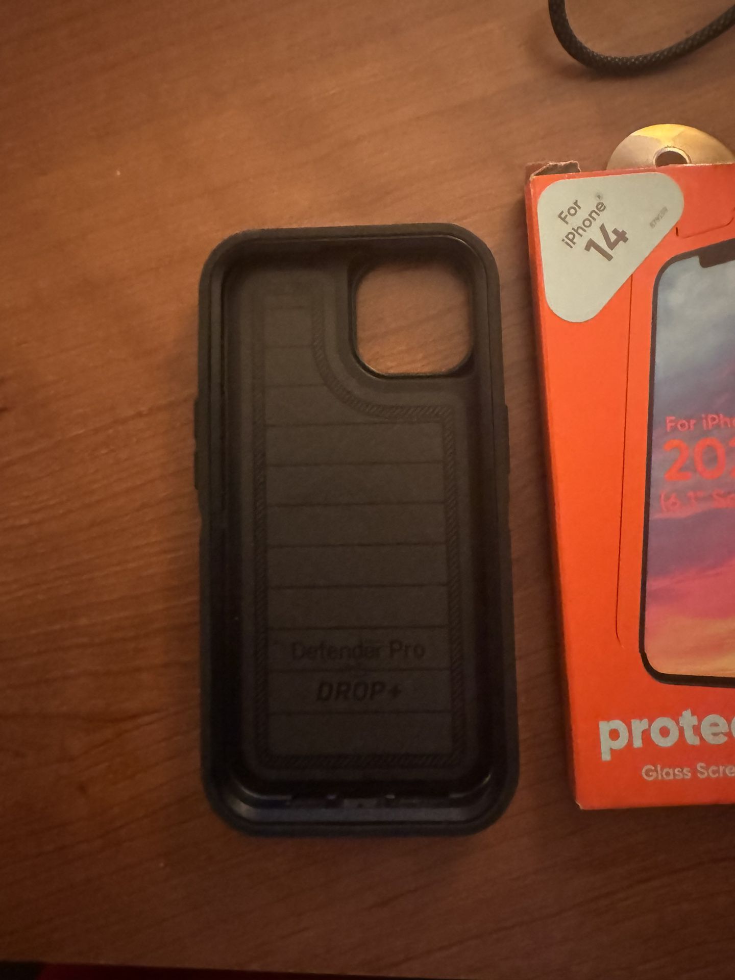 iPhone 14 Otter Box & Screen Protector