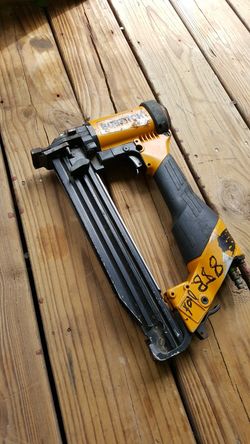 Bostitch roofing stapler, work good.
