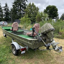 Small Fishing/hunting Boat