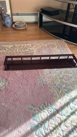Bombay Company Wooden Display Shelf