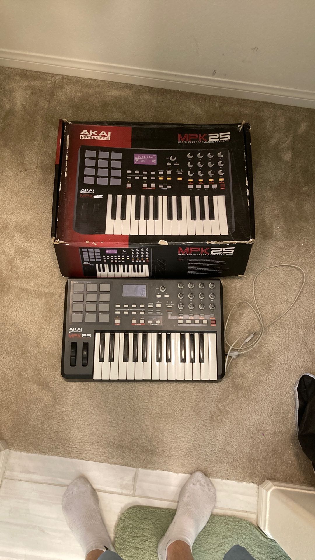Akai MPK 25 MIDI Keyboard
