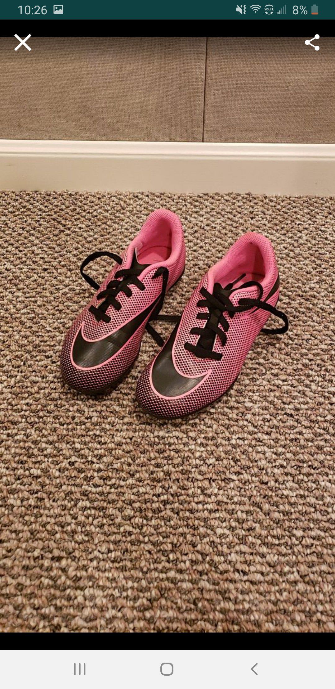 Girls Nike soccer shoes - size 13c
