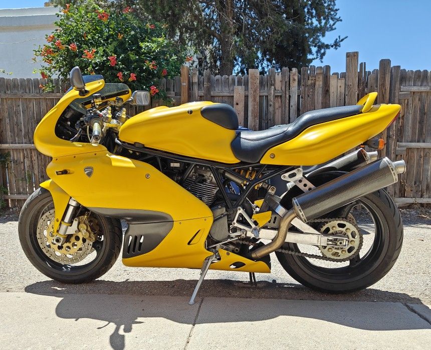 1999/2004 Ducati 900ss