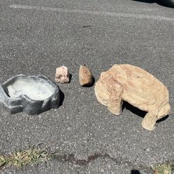 Reptile Water dish, Rocks And Habitat Addition 