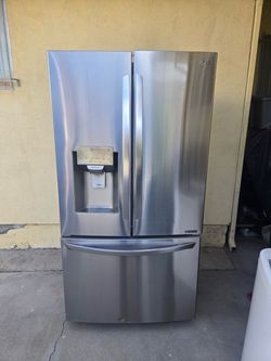 Refrigerator- LG
